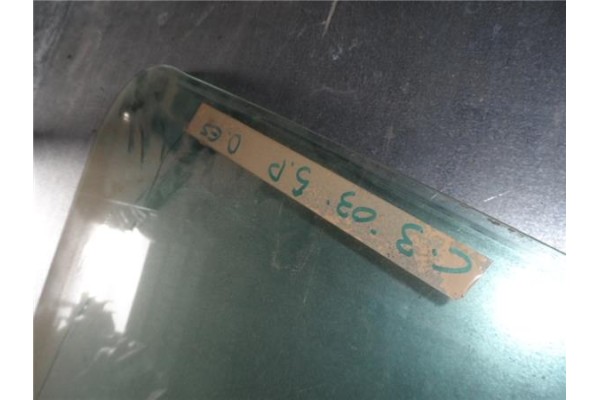 Recambio de luna puerta delantero izquierda para citroen c3 1.4 hdi referencia OEM IAM   