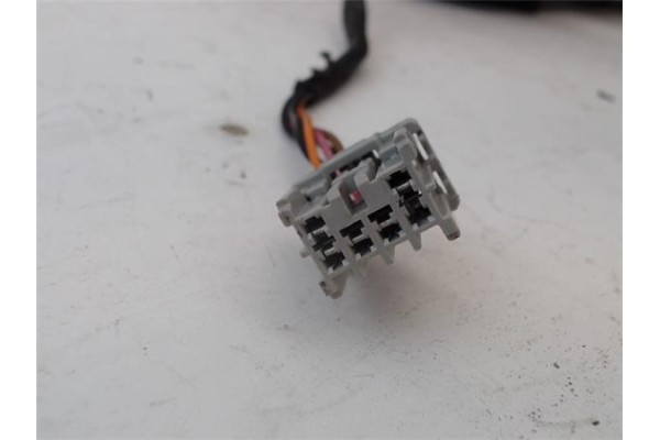 Recambio de retrovisor electrico derecho para honda civic vii 1.6 referencia OEM IAM   