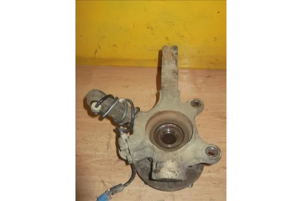 Recambio de mangueta delantero izquierda para nissan almera (n16/e) 1.5 referencia OEM IAM 400154M400  