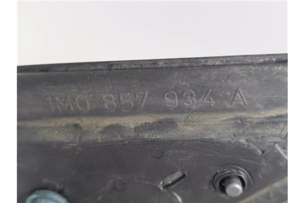 Recambio de retrovisor derecho para seat leon (1m1) 1.9 sport referencia OEM IAM 1M0857934A  