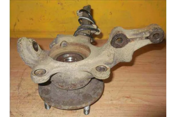 Recambio de mangueta delantero izquierda para nissan almera (n16/e) 1.5 referencia OEM IAM 400154M400  