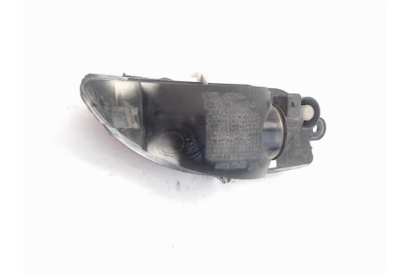Recambio de piloto inferior trasero derecho para opel corsa c 1.2 twinport referencia OEM IAM 13118663  