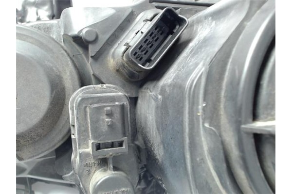 Recambio de faro delantero izquierdo para renault megane ii berlina 5p referencia OEM IAM 89312739 043280 