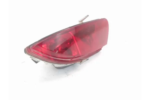 Recambio de piloto inferior trasero izquierdo para opel corsa c 1.2 twinport referencia OEM IAM 13118662  