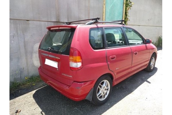 mitsubishi space star (dg0) del año 1999