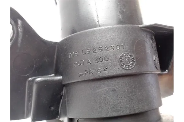 Recambio de tuberia alimentacion combustible para alfa romeo 145 1.6 t.spark referencia OEM IAM 262301  