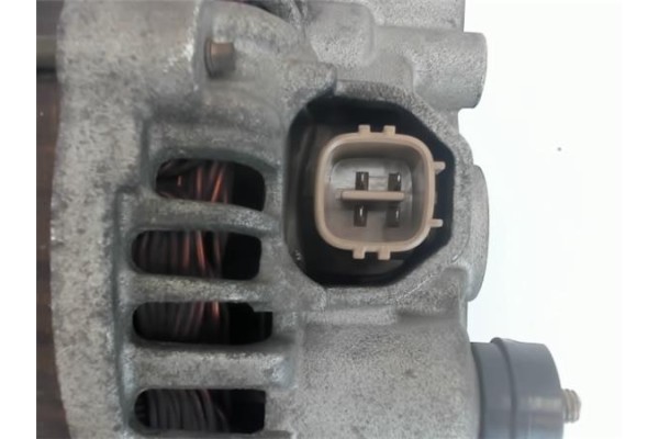 Recambio de alternador para peugeot 206 berlina (1998) 1.4 i referencia OEM IAM 9642879980 2542484A 