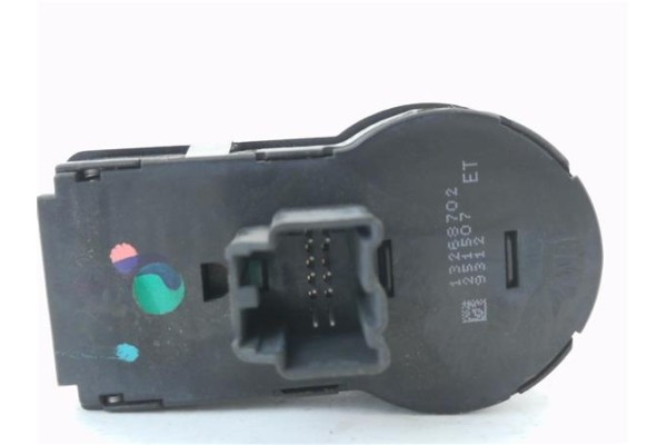 Recambio de mando de luces para opel astra j 1.6 referencia OEM IAM 13268702 251507 