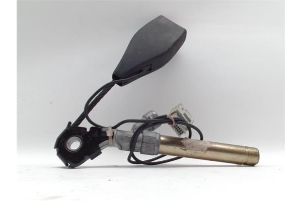 Recambio de enganche cinturon para renault clio ii fase ii (b/cb0)(2001) 1.2 initiale [1,2 ltr. - 55 kw 16v] referencia OEM IAM 