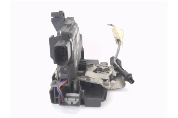 Recambio de cierre electromagnetico trasero izquierdo para audi a6 berlina (4b2) 1.8 referencia OEM IAM 4B0839015G  