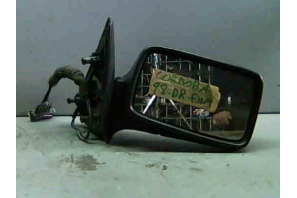 Recambio de retrovisor electrico derecho para seat cordoba berlina (6k2) 1.9 tdi referencia OEM IAM 6K1857508A  1H1857522A , SEA