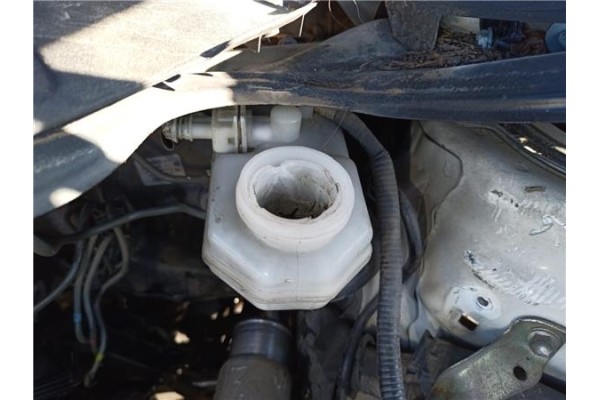 Recambio de bomba freno para toyota verso (aur2/zgr2) 2.0 d-4d referencia OEM IAM 320435640 2334301 