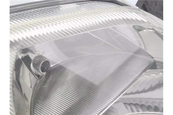 Recambio de faro delantero dcho para opel meriva 1.3 cdti referencia OEM IAM 93321053 89308560 