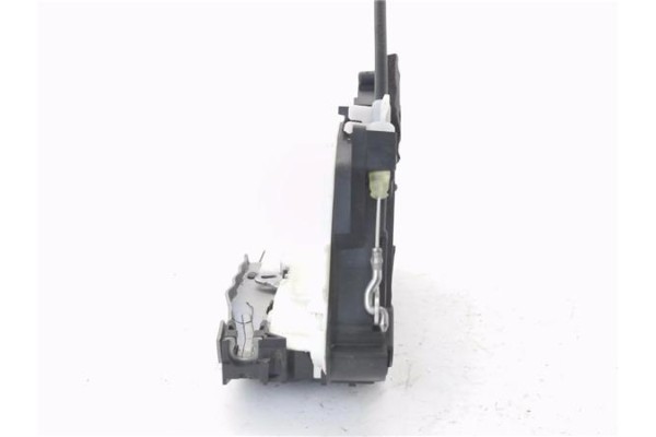 Recambio de cierre electromagnetico delantero derecho para volkswagen polo v (6r1) 1.0 referencia OEM IAM 5K1837016E  