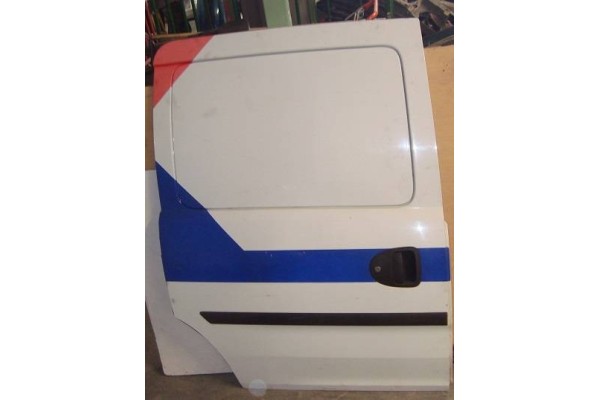 Recambio de puerta lat. corredera derecha para opel combo furgón/ranchera familiar 1.3 cdti 16v referencia OEM IAM   