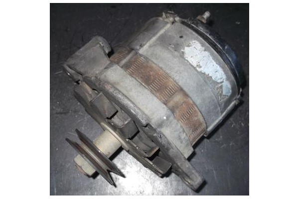 Recambio de alternador para renault 9 (l42_) 1.4 (l422, l42c) referencia OEM IAM   