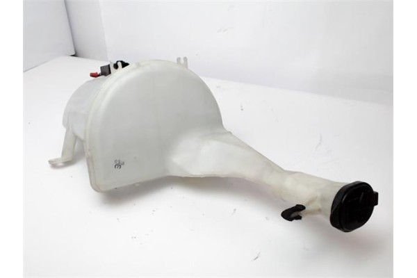 Recambio de deposito limpiaparabrisas para toyota yaris (ncp1/nlp1/scp1) 1.0 16v (scp10_) referencia OEM IAM 8533010290 06021037