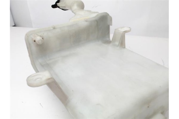 Recambio de deposito limpiaparabrisas para toyota yaris (ncp1/nlp1/scp1) 1.0 16v (scp10_) referencia OEM IAM 8533010290 06021037