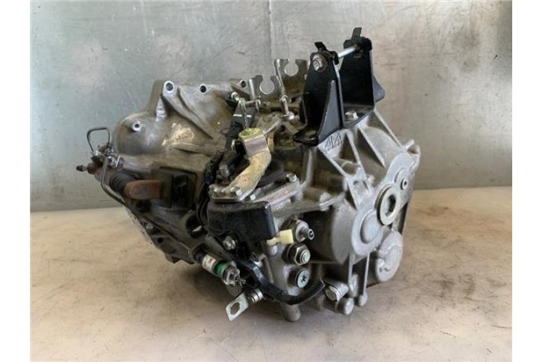 Recambio de caja cambios manual para toyota verso (aur2/zgr2) 2.0 d-4d referencia OEM IAM 3111520080 3111520081 