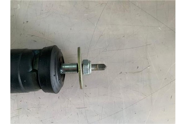 Recambio de amortiguador trasero derecho para mercedes-benz clase c (bm 203) sportcoupe 2.0 c 180 (203.735) referencia OEM IAM 2