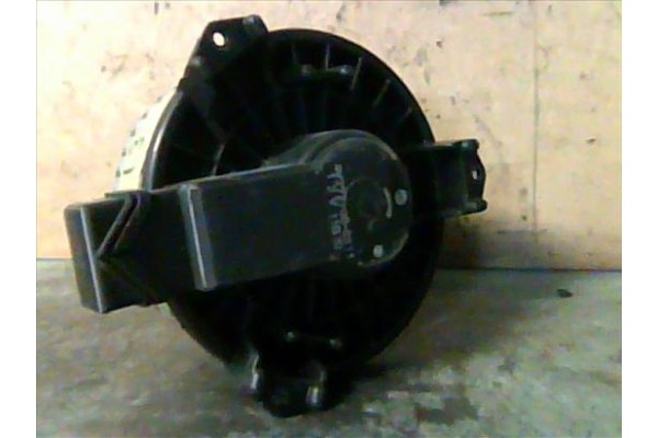 Recambio de motor calefaccion para suzuki swift iii (sg) 1.3 referencia OEM IAM AV2727000311 11630 