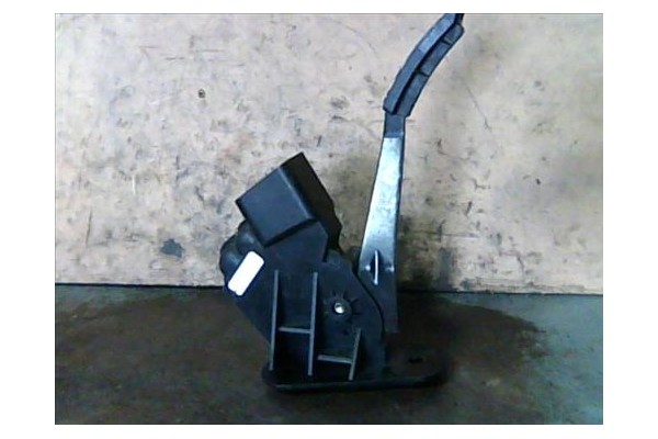 Recambio de potenciometro pedal gas para ford transit furgón (fa_ _) 2.4 di [rwd] (faa_, fab_, fac_, fad_) referencia OEM IAM YC