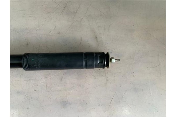 Recambio de amortiguador trasero izquierdo para mercedes-benz clase c (bm 203) sportcoupe 2.0 c 180 (203.735) referencia OEM IAM