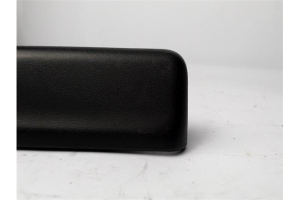 Recambio de maneta exterior delantero derecha para ford escort berlina 1.6 laser referencia OEM IAM A224004082E  