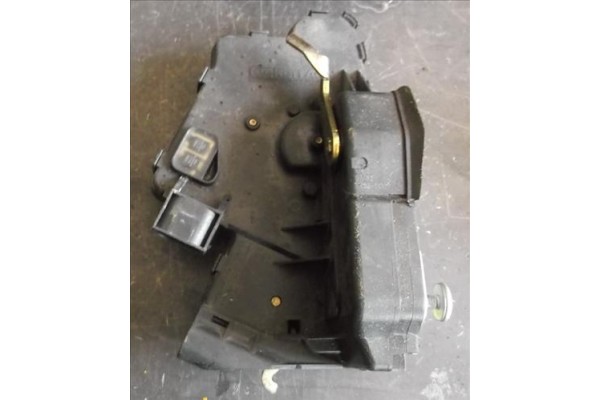 Recambio de cierre electromagnetico trasero izquierdo para bmw serie 3 berlina (e46) 1.9 318i referencia OEM IAM   