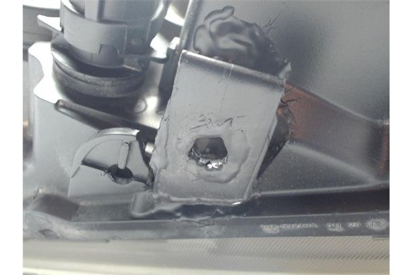 Recambio de faro delantero izquierdo para renault megane ii berlina 5p referencia OEM IAM 89312730 043280 