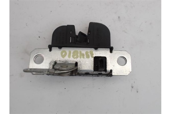 Recambio de cerradura porton para seat ibiza (6l1) 1.9 sdi referencia OEM IAM 6L6827505A  