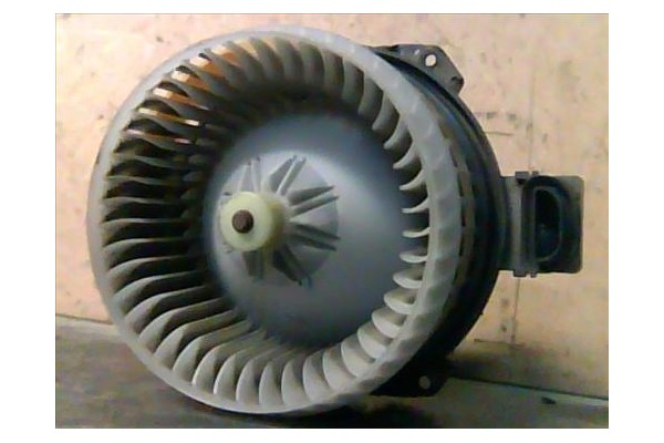 Recambio de motor calefaccion para suzuki swift iii (sg) 1.3 referencia OEM IAM AV2727000311 11630 