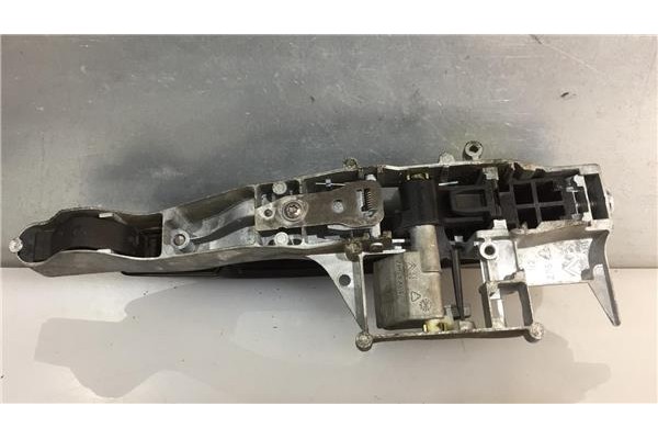 Recambio de maneta exterior trasero izquierda para citroen c4 grand picasso 1.6 exclusive referencia OEM IAM 9680503580  