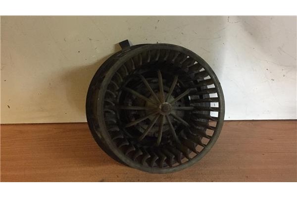 Recambio de motor calefaccion para fiat i punto (176) berlina 60 1.2 referencia OEM IAM 188AEAAA 592400000 