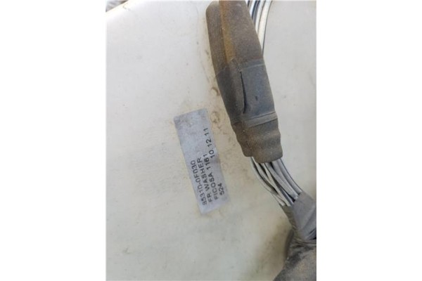 Recambio de deposito limpiaparabrisas para toyota verso (aur2/zgr2) 2.0 d-4d referencia OEM IAM 853550F030  