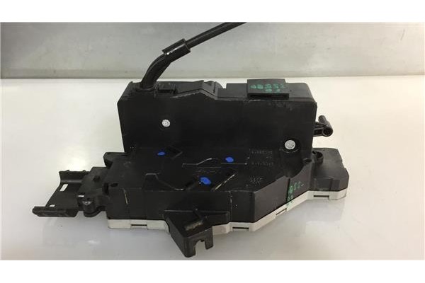 Recambio de cierre electromagnetico trasero derecho para citroen c4 grand picasso 1.6 exclusive referencia OEM IAM 24097816 2409