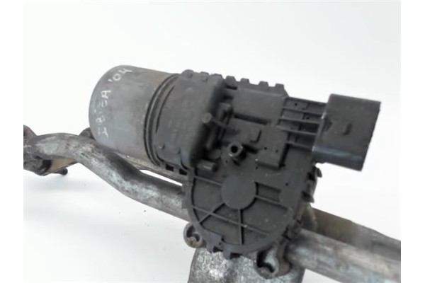 Recambio de motor limpiaparabrisas delantero para seat ibiza (6l1) 1.4 stella referencia OEM IAM 3Q2955119A 0390241256 