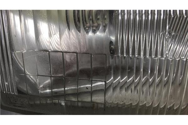 Recambio de faro delantero dcho para nissan vanette cargo (hc23) 2.3 d referencia OEM IAM 260107C002  