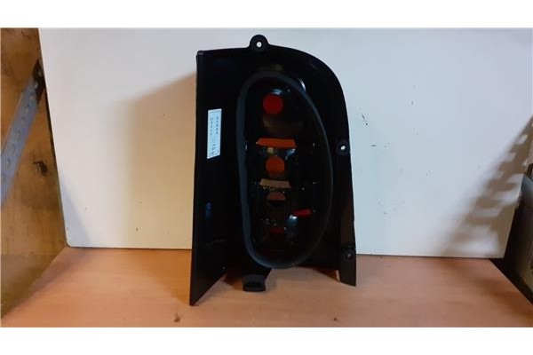 Recambio de piloto trasero derecho para mercedes-benz vito furgón (638) 2.2 108 cdi  (638.094) referencia OEM IAM  ME9074153 