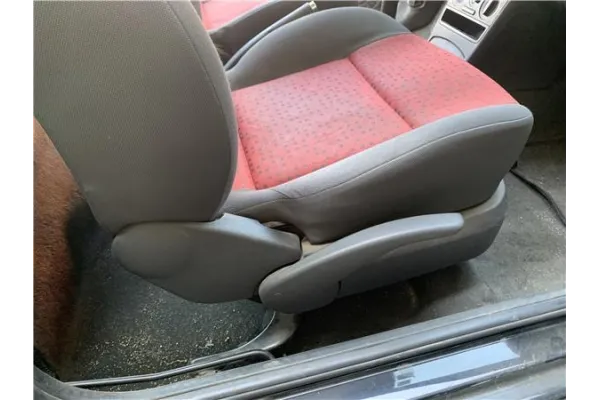 Recambio de asiento delantero derecho para volkswagen lupo (6x1/6e1) 1.7 conceptline referencia OEM IAM BP6403709C16  