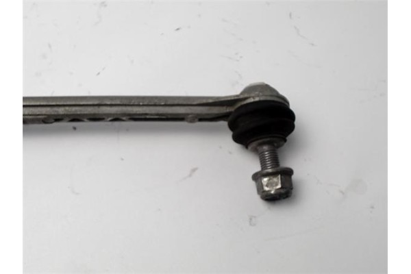 Recambio de bieleta derecha estabilizadora delantero para renault grand scenic iv 1.2 tce referencia OEM IAM 546182227R  5461800