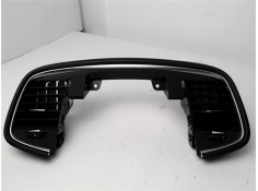 EMBELLECEDOR CONSOLA CENTRAL 682605918R 1785828NTE9339 