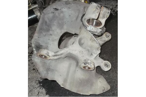 Recambio de mangueta delantero derecha para bmw serie 3 berlina (e46) 1.9 318i referencia OEM IAM   