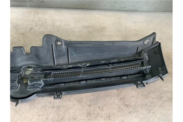 Recambio de rejilla paragolpes delantero para fiat ii panda (169) 1.2 referencia OEM IAM 735363582  