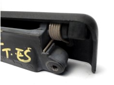 Recambio de maneta exterior trasero izquierda para ford escort berlina 1.6 laser referencia OEM IAM A224014082E  