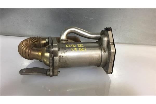 Recambio de egr para renault clio iii 1.5 confort dynamique referencia OEM IAM 8200729079  
