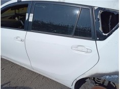 Recambio de puerta trasero izquierda para toyota verso (aur2/zgr2) 2.0 d-4d referencia OEM IAM 670040F020 670040F040 