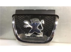 Recambio de rejilla capo para peugeot 308 1.6 confort referencia OEM IAM 9680505177 97544383 