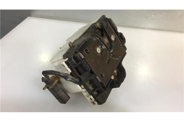 Recambio de cierre electromagnetico trasero derecho para seat ibiza (6k1) 1.4 referencia OEM IAM 6K4839016G  