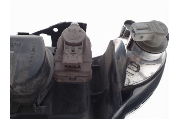 Recambio de faro delantero dcho para citroen xsara berlina referencia OEM IAM 6205R6  